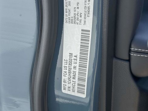 Used 2026 Jeep Grand Cherokee Limited w/ Limited Altitude Package AWD/4WD image 32