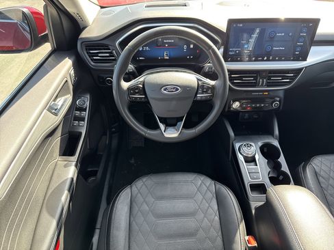 Used 2023 Ford Escape Platinum w/ Premium Technology Package image 46