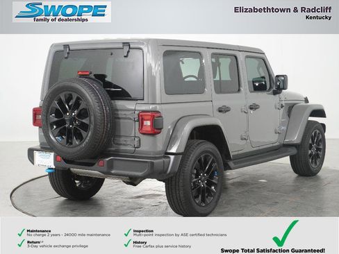 Used 2022 Jeep Wrangler Unlimited Sahara w/ Cold Weather Group AWD/4WD image 4