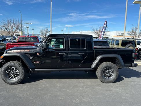 New 2026 Jeep Gladiator Mojave w/ Technology Group AWD/4WD image 3
