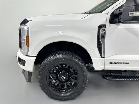 Used 2024 Ford F350 XLT image 11