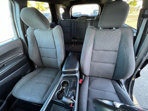 Used 2023 Dodge Durango SXT image 36