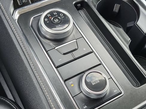 Used 2022 Ford Expedition Max XLT AWD/4WD image 22