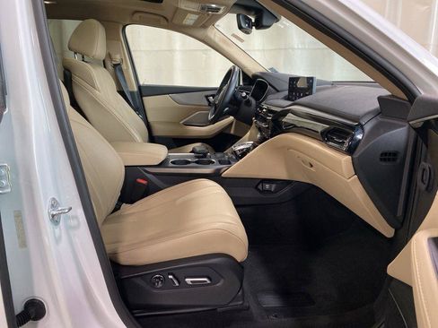 Used 2023 Acura MDX SH-AWD image 10