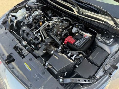 Used 2024 Nissan Altima 2.5 SV image 39