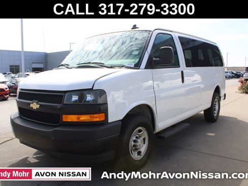 Used 2021 Chevrolet Express 2500 LS w/ Driver Convenience Package RWD image 3