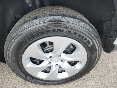 Used 2024 Toyota RAV4 LE image 6