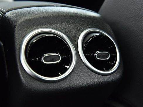 Used 2023 Mercedes-Benz CLA 250 4MATIC w/ Premium Package image 25