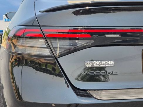 Used 2024 Honda Accord Sport image 9