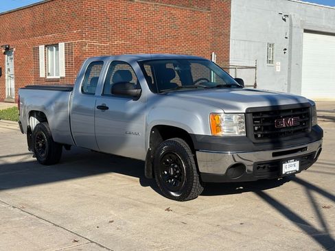 Used 2011 GMC Sierra 1500 W/T RWD image 5
