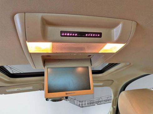 Used 2014 Chevrolet Tahoe LTZ image 13