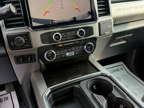 Used 2022 Ford F250 Lariat w/ Chrome Package AWD/4WD image 14
