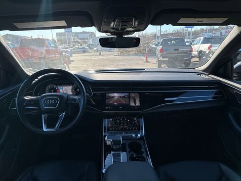 Used 2021 Audi Q8 Premium Plus w/ Premium Plus Package image 12