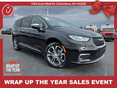 New 2026 Chrysler Pacifica Pinnacle w/ Trailer Tow Group