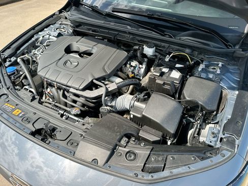 Used 2024 MAZDA MAZDA3 s image 24