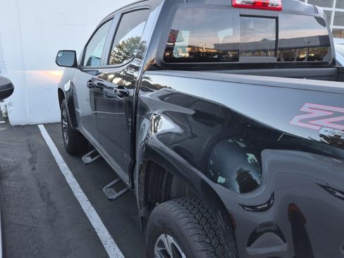 Used 2022 Chevrolet Colorado Z71 image 10