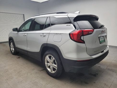 Used 2019 GMC Terrain SLE w/ Driver Convenience Package FWD image 3