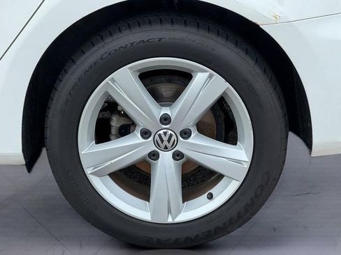 Used 2013 Volkswagen Passat 2.5 SE FWD image 7