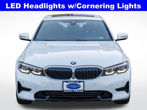 Used 2020 BMW 330i xDrive Sedan w/ Convenience Package image 11