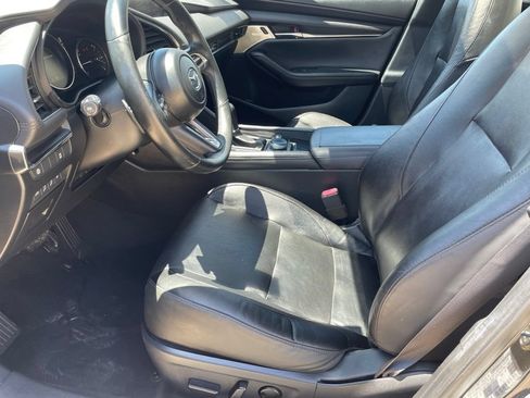 Used 2020 MAZDA MAZDA3 Sedan w/ Premium Package FWD image 9