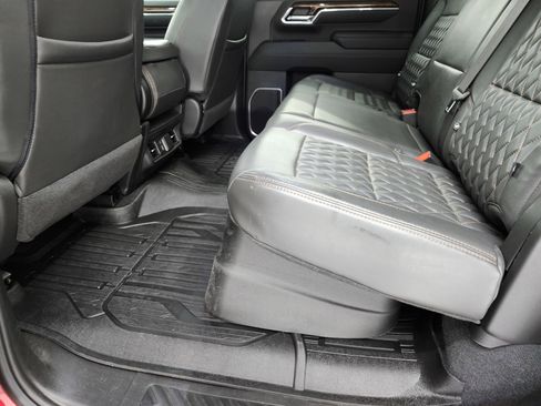 Used 2024 GMC Sierra 2500 SLE w/ SLE Value Package; image 36