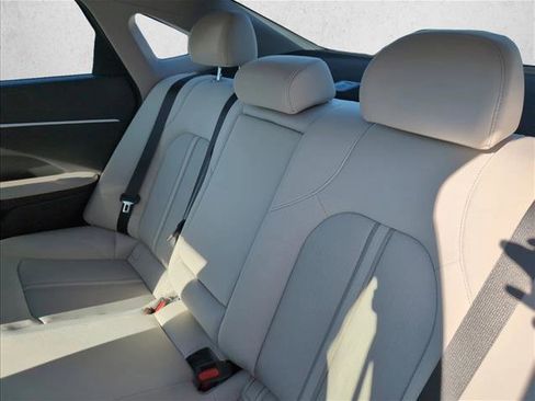New 2026 Hyundai Sonata SEL image 17