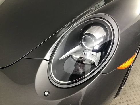 Certified 2015 Porsche 911 Carrera 4S AWD/4WD image 18