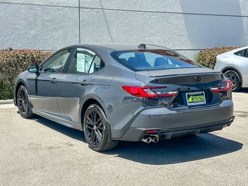 Used 2025 Toyota Camry SE AWD/4WD image 8