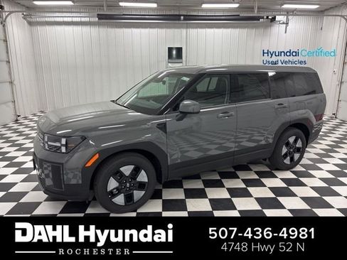 Used 2026 Hyundai Santa Fe SE AWD/4WD image 1