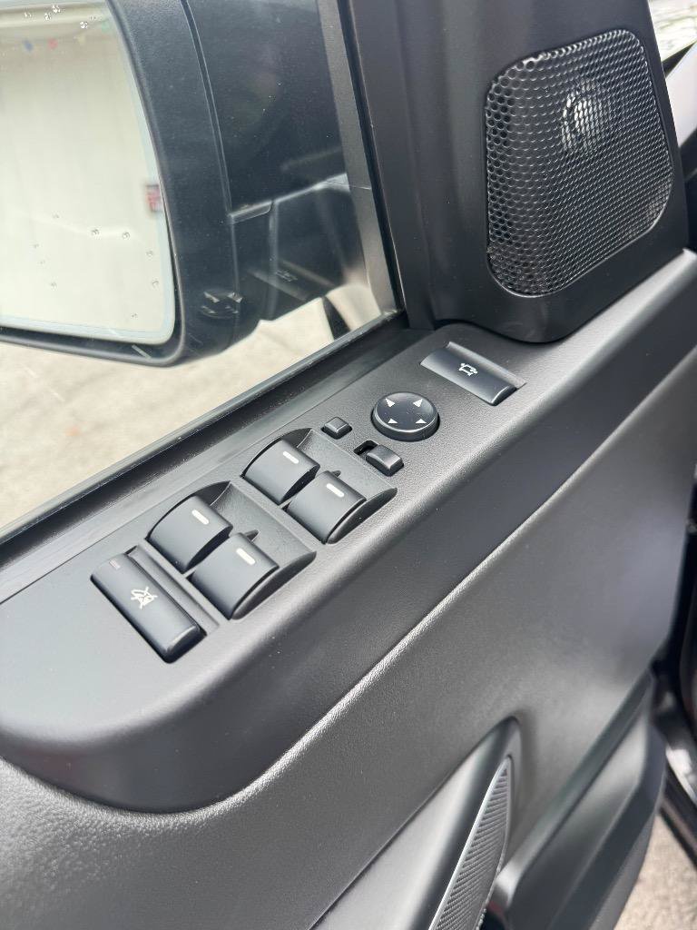 Used 2012 Land Rover Range Rover HSE LUX AWD/4WD image 12