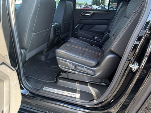 New 2026 Chevrolet Suburban High Country AWD/4WD image 20