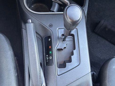 Used 2017 Toyota RAV4 LE image 32