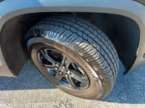 Used 2020 GMC Acadia AT4 image 23