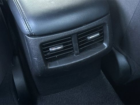 Used 2022 Dodge Challenger GT image 14