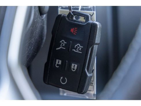 Used 2019 Chevrolet Tahoe LT image 30