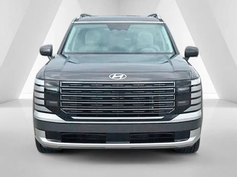 Used 2026 Hyundai Palisade Calligraphy AWD/4WD image 2