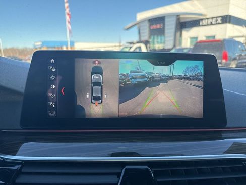 Used 2018 BMW 540i 540i w/ M Sport Package image 22