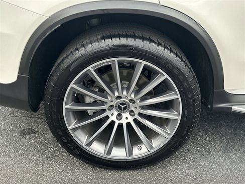 Used 2021 Mercedes-Benz GLC 300 4MATIC Coupe image 17