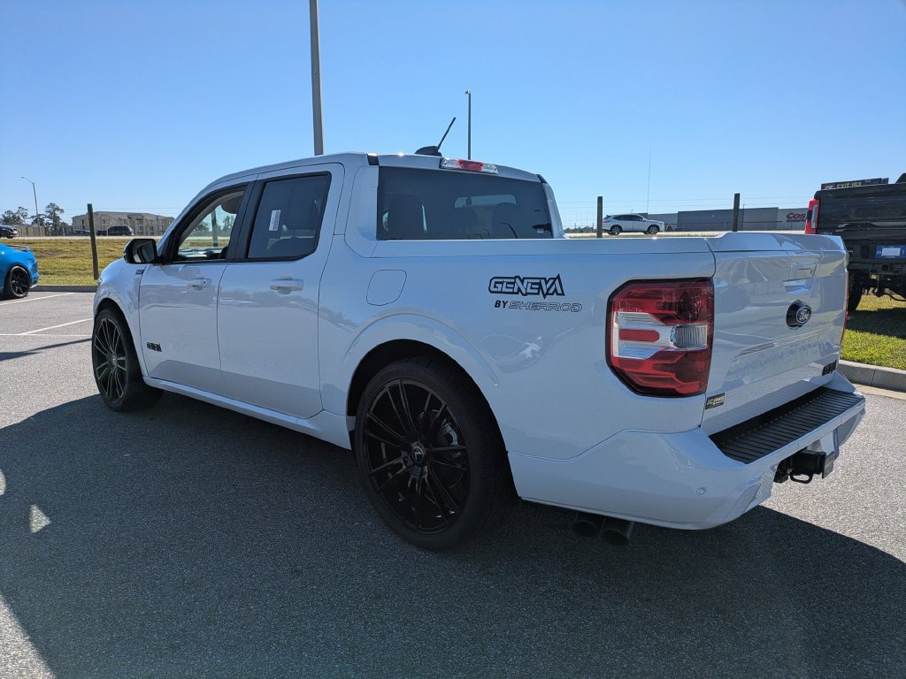 New 2026 Ford Maverick XLT w/ XLT Luxury Package FWD image 7