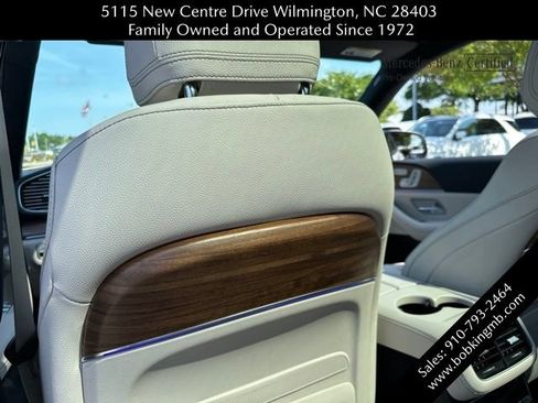 Used 2025 Mercedes-Benz GLS 450 4MATIC image 26
