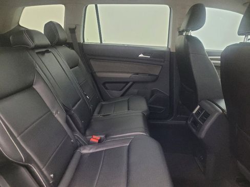 Used 2021 Volkswagen Atlas SE w/ Panoramic Sunroof Package FWD image 19