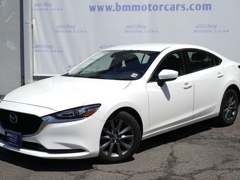 Used 2018 MAZDA MAZDA6 Sport w/ I-ACTIVSENSE Package FWD image 2
