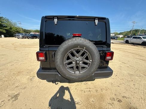 New 2026 Jeep Wrangler Unlimited Sport AWD/4WD image 4