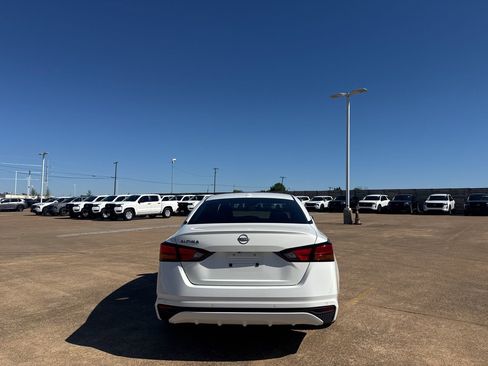 Certified 2025 Nissan Altima 2.5 S image 19