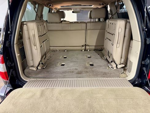 Used 2007 Toyota Land Cruiser image 24