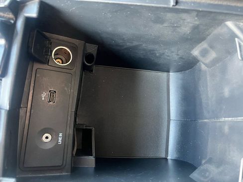 Used 2014 Ford Fusion SE w/ Equipment Group 202A FWD image 22