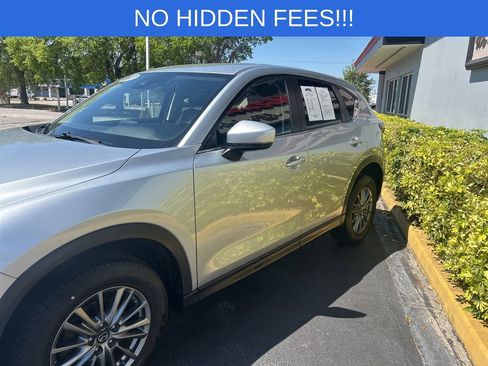 Used 2017 MAZDA CX-5 Touring image 4