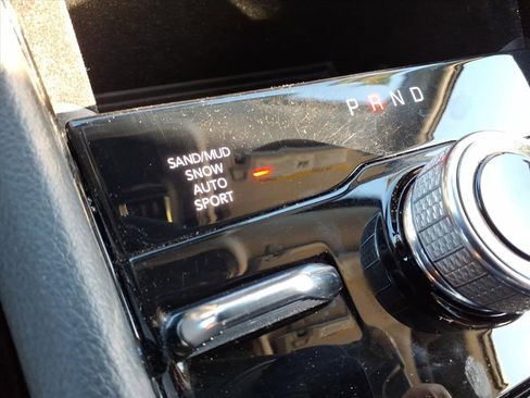 Certified 2021 Jeep Grand Cherokee L Limited image 20