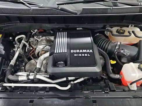 Used 2023 Chevrolet Silverado 1500 LTZ w/ LTZ Convenience Package II image 15