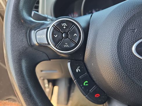 Used 2014 Kia Soul + w/ UVO w/Eservices Package FWD image 21